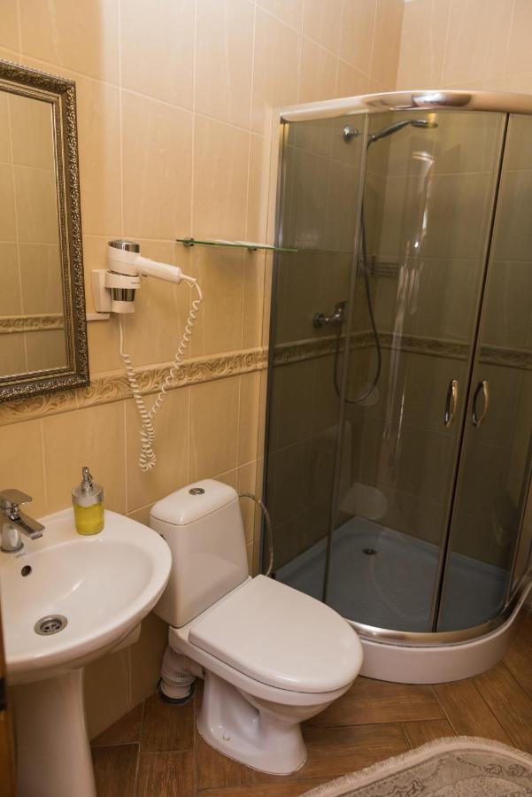 Golden park Apartments Umanʼ Eksteriør billede